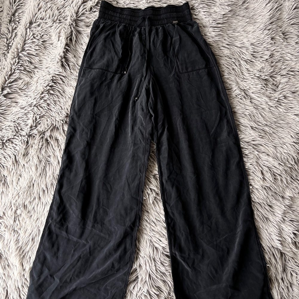 St. John Faded Wash Elastic Boho Pants